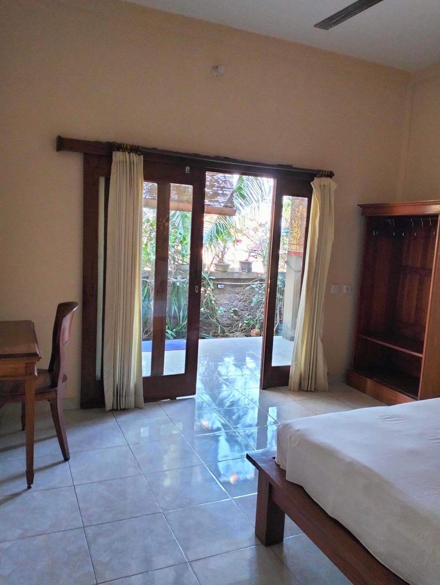 Dharma Yoga Homestay Dan Hostel Amed Exterior foto